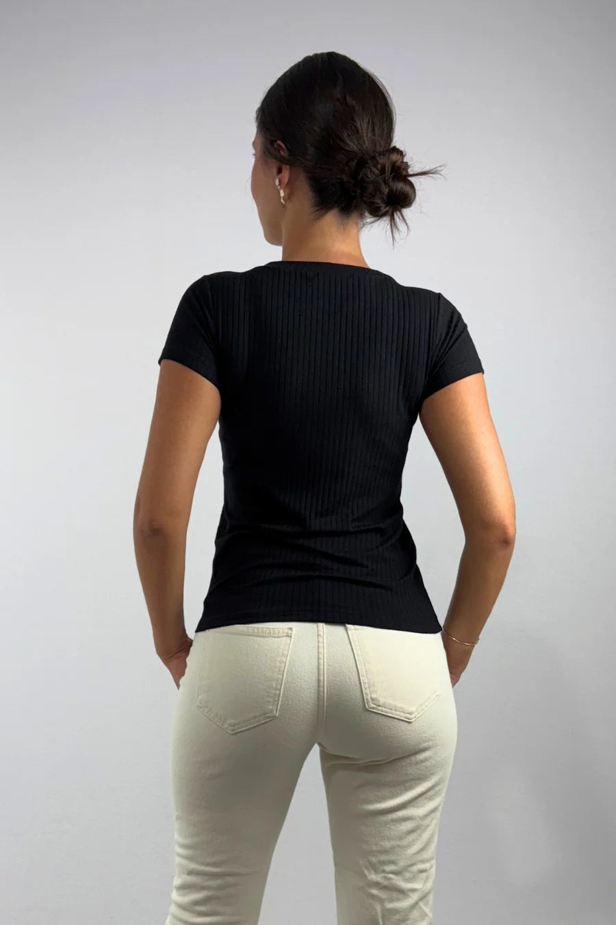 Blusa Feminina Gola V em Viscose Canelado