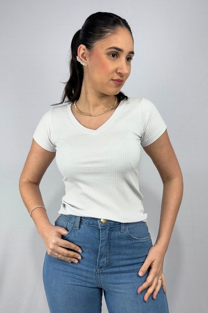 Blusa Feminina Gola V em Viscose Canelado