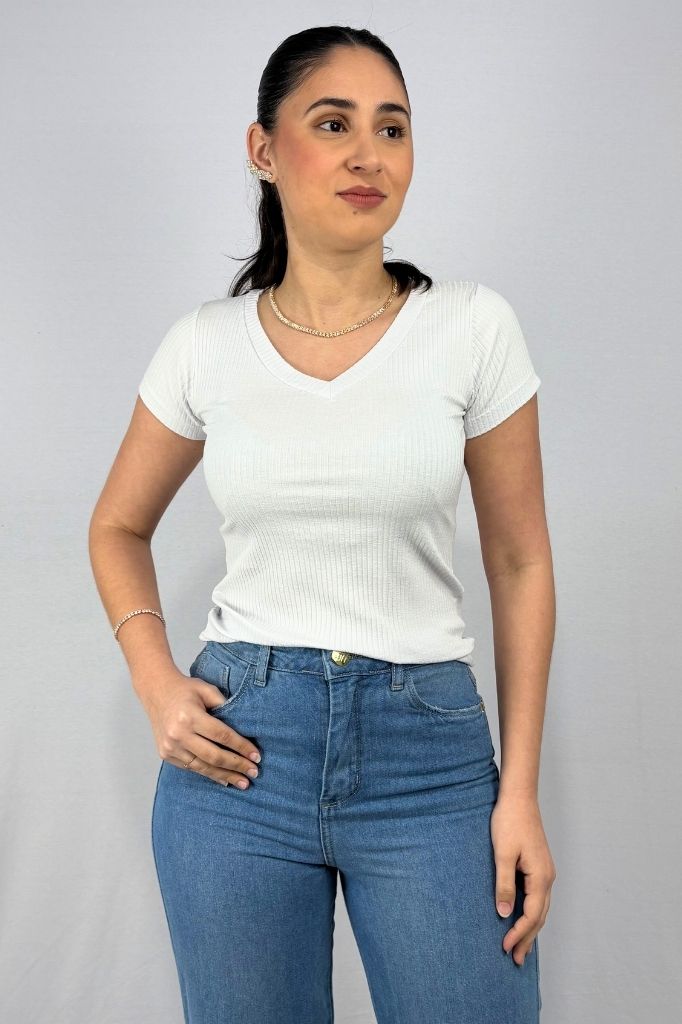 Blusa Feminina Gola V em Viscose Canelado