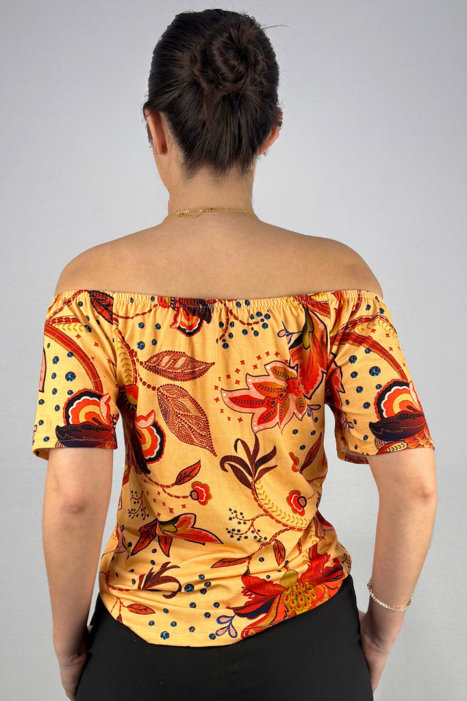 Blusa Feminina Ciganinha com Detalhe Frontal em Viscolycra e Estampa Digital