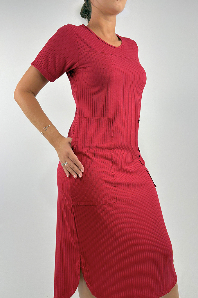 Vestido Midi com Bolsos e Fenda Lateral em Viscose Canelado