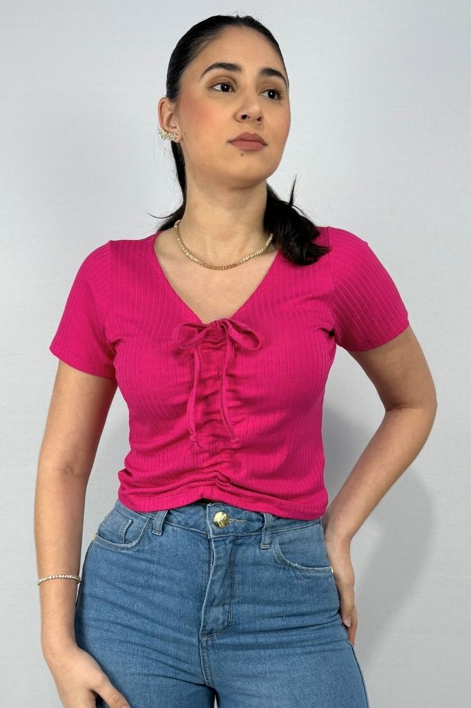 Blusa Feminina com Detalhe de Amarração Frontal em Viscose Canelado