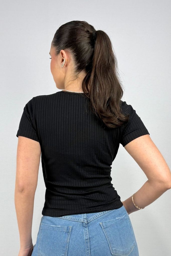 Blusa Feminina com Decote Transpassado em Viscose Canelado