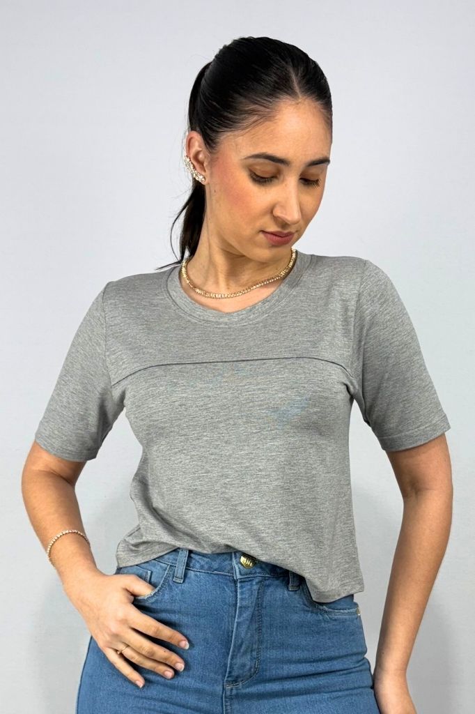 Blusa Cropped com Detalhe Frontal em Viscolycra