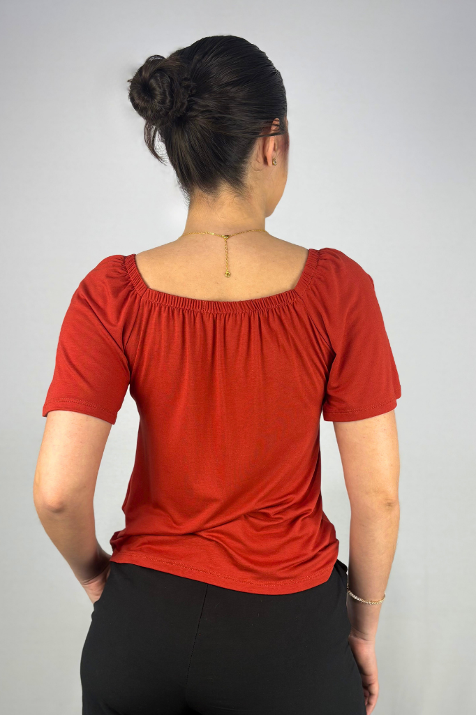 Blusa Ciganinha com Detalhe Frontal em Viscolycra