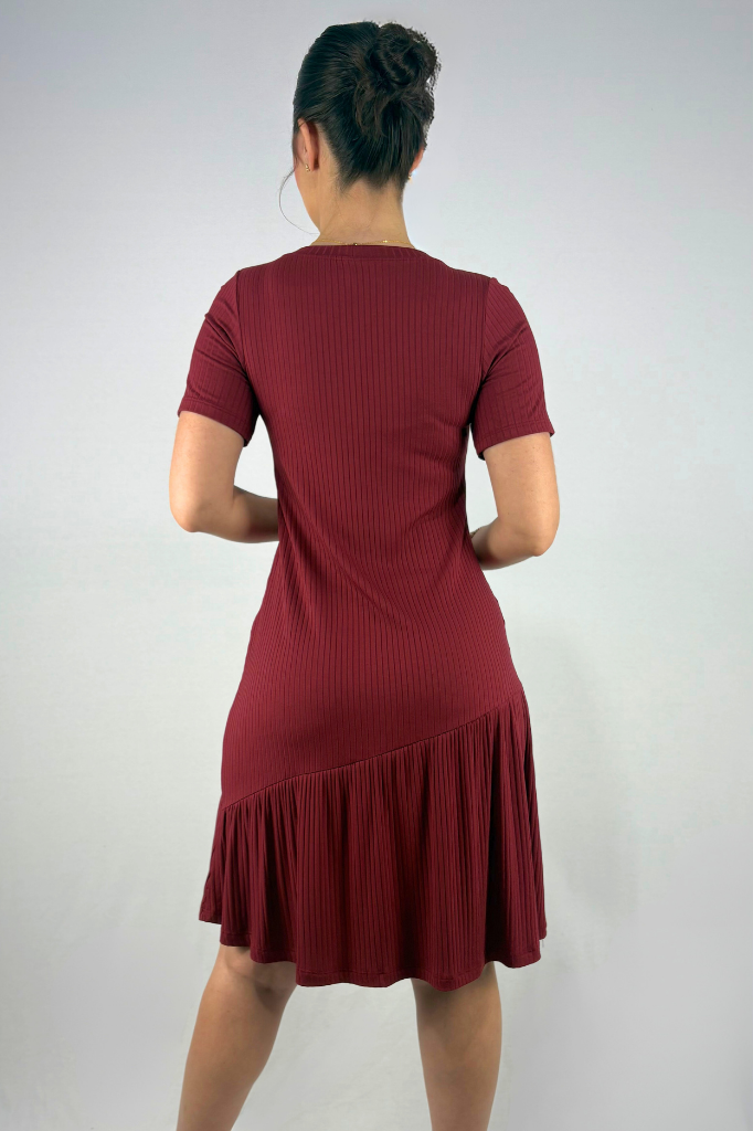 Vestido Curto com Babado em Viscose Canelado