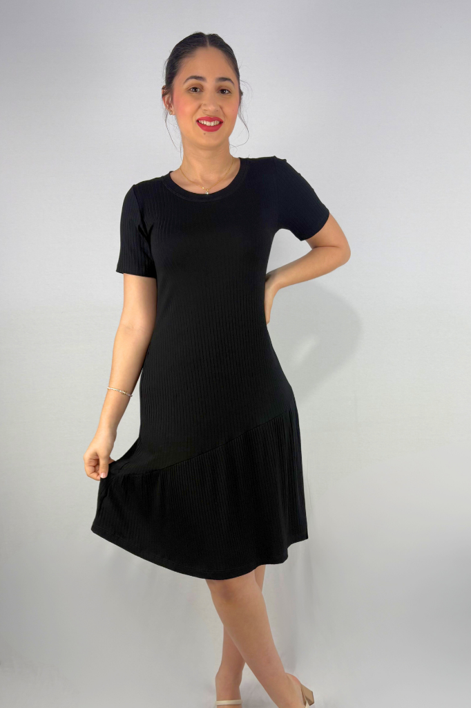 Vestido Curto com Babado em Viscose Canelado