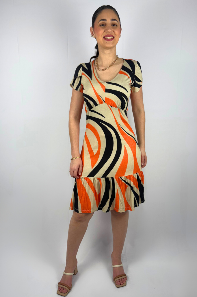 Vestido Curto com Gola V e Manga Tulipa e Babado na Barra em Viscolycra e Estampa Digital