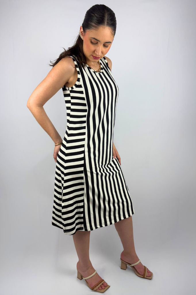 Vestido Midi Listrado com Cinto em Viscose Canelado Premium