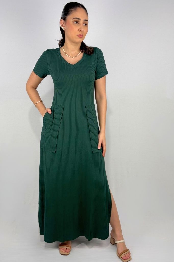 Vestido Longo com Bolso e Fenda Lateral em Viscose Canelado
