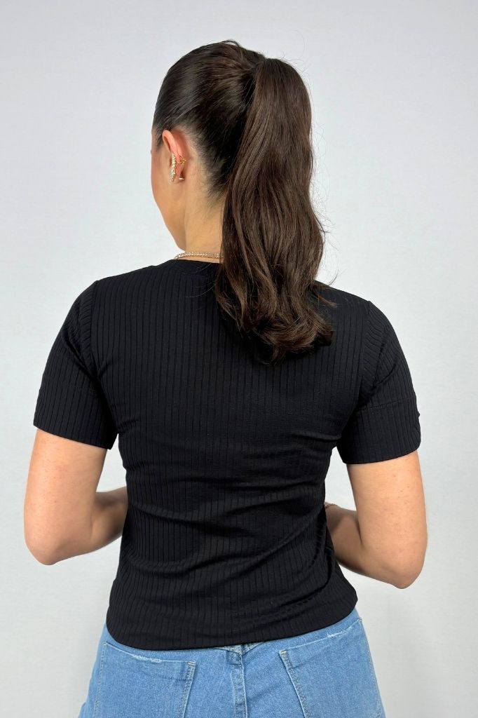 Blusa Feminina com Detalhe na Manga em Viscose Canelado