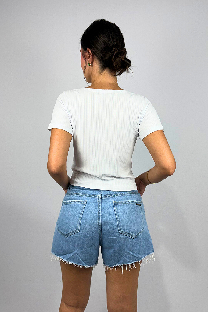 Blusa Feminina com Detalhe de Amarração Frontal em Viscose Canelado