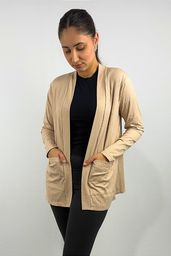 Cardigan com Bolsos em Viscose Canelado