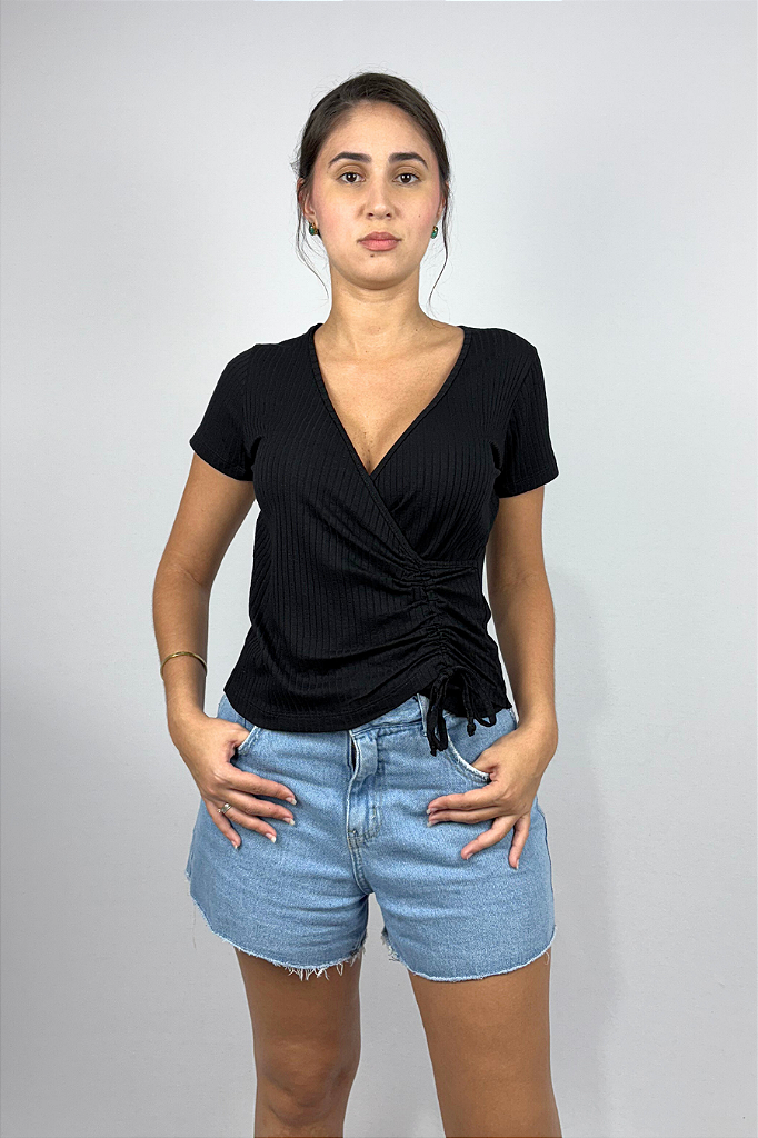 Blusa Feminina com Decote Transpassado em Viscose Canelado