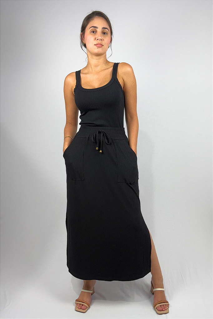 Saia Midi com Bolso e Fenda Lateral em Viscose Canelado