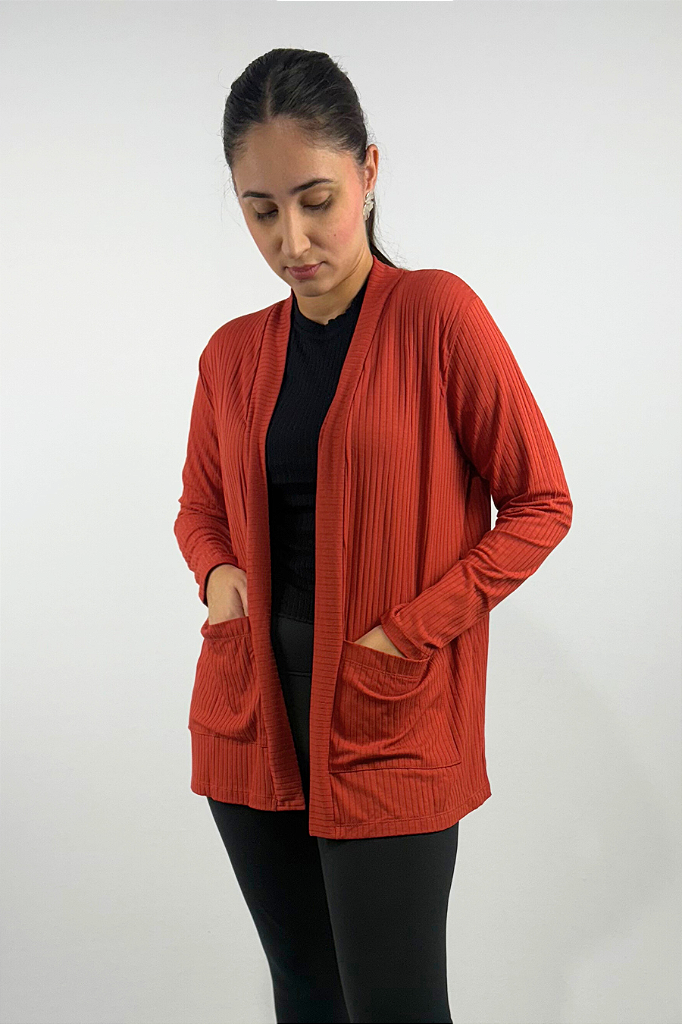 Cardigan com Bolsos em Viscose Canelado