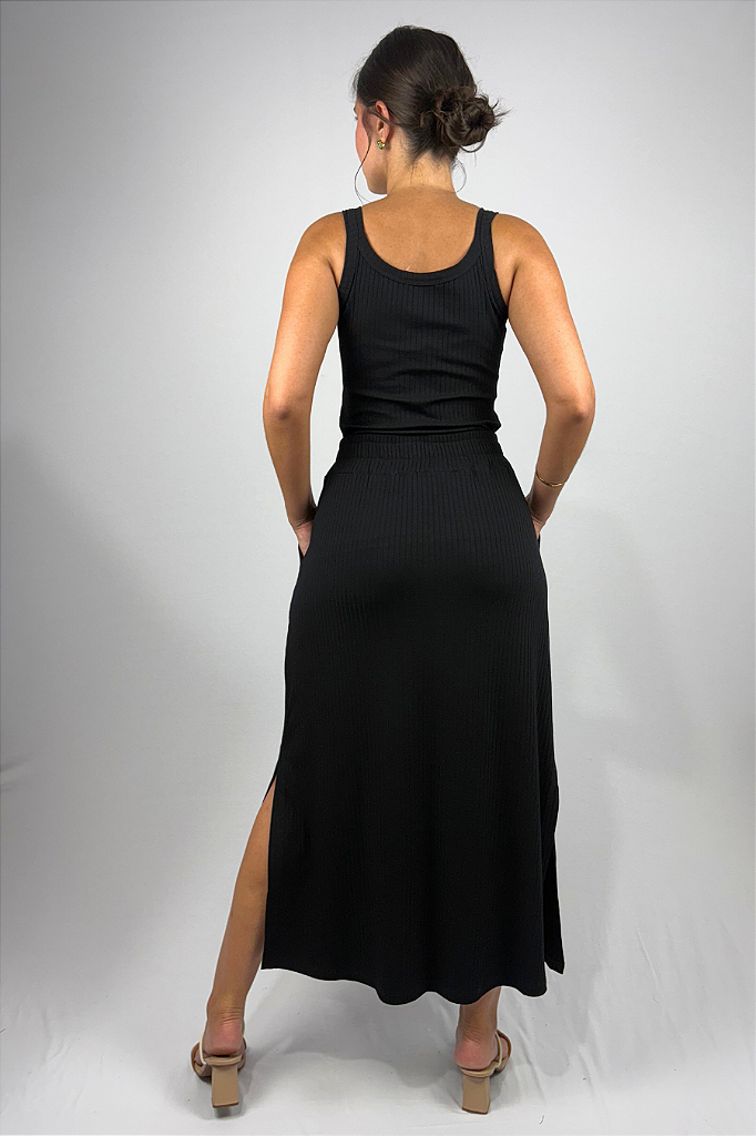 Saia Midi com Bolso e Fenda Lateral em Viscose Canelado