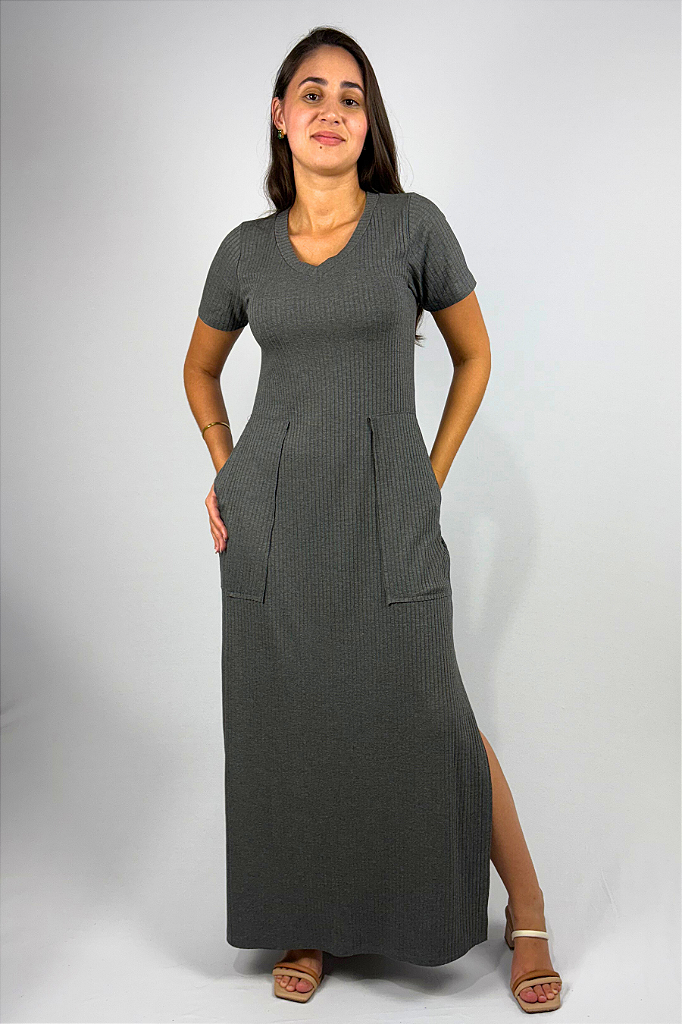 Vestido Longo com Bolso e Fenda Lateral em Viscose Canelado
