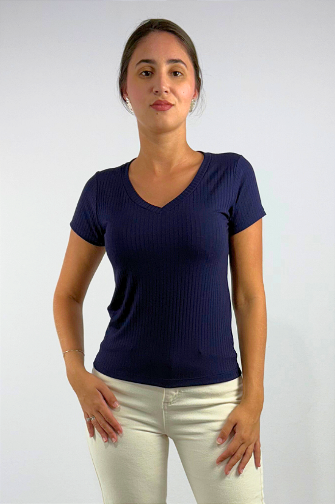 Blusa Feminina Gola V em Viscose Canelado