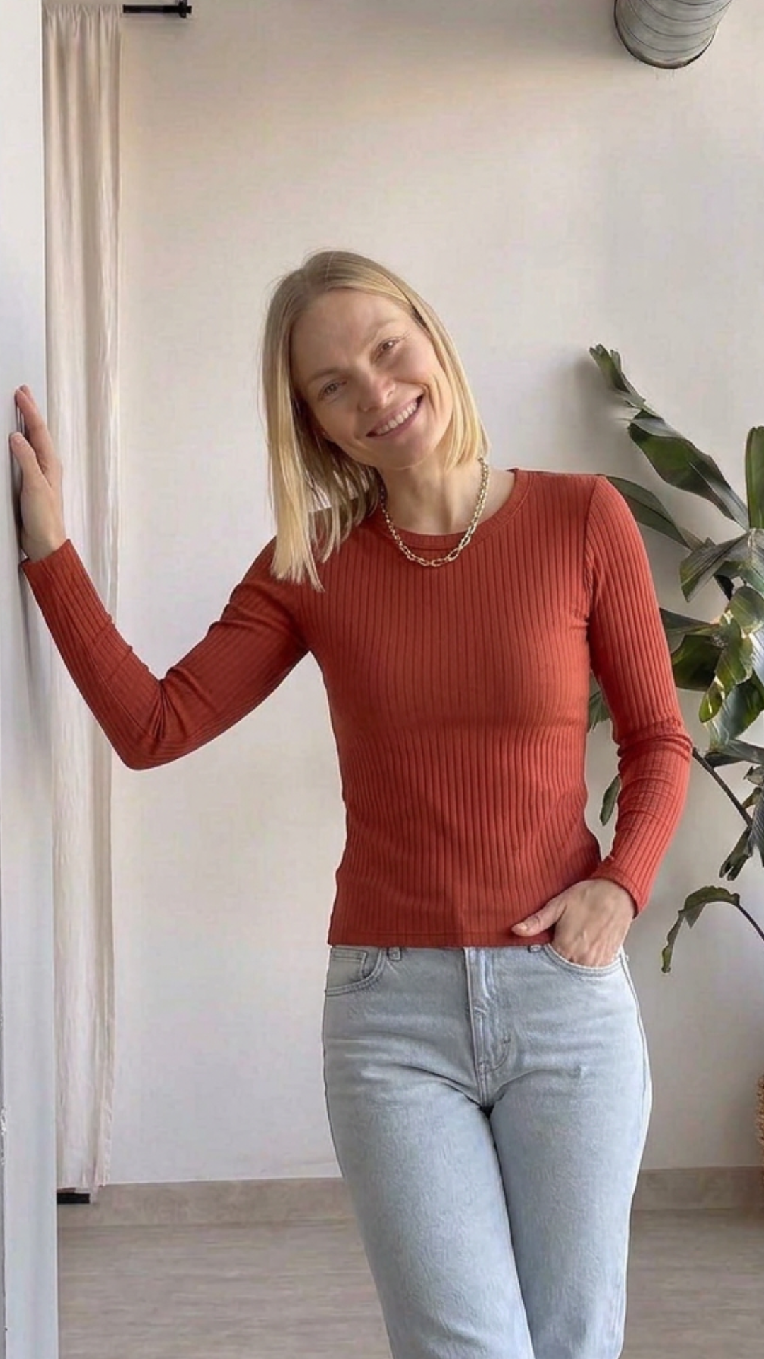 Blusa Feminina Manga Comprida em Viscose Canelado