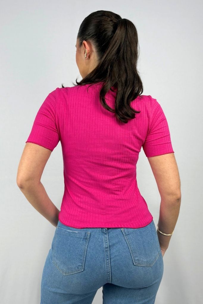 Blusa Feminina com Manga Frufru em Viscose Canelado