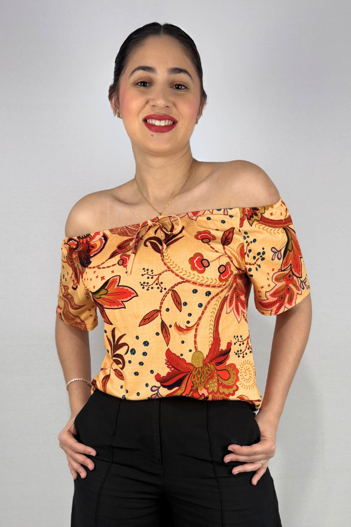 Blusa Feminina Ciganinha com Detalhe Frontal em Viscolycra e Estampa Digital
