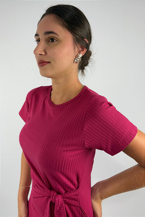 Vestido Midi com Detalhe de Amarração Frontal em Viscose Canelado