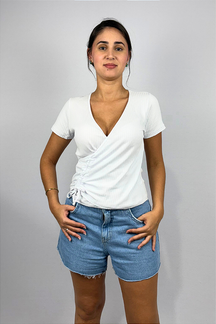 Blusa Feminina com Decote Transpassado em Viscose Canelado