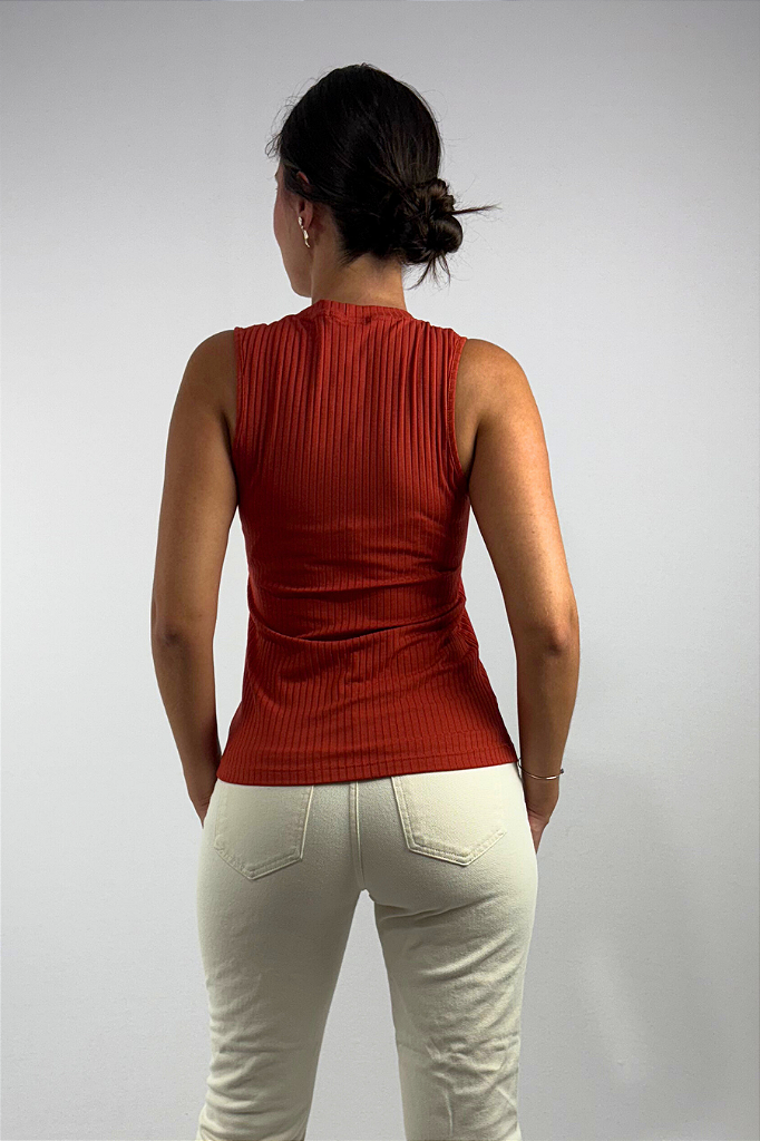 Regata Feminina em Viscose Canelado