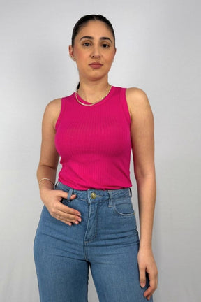 Regata Feminina Gola Redonda em Viscose Canelado