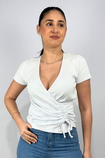 Blusa Feminina com Decote Transpassado em Viscose Canelado