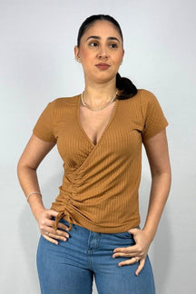 Blusa Feminina com Decote Transpassado em Viscose Canelado