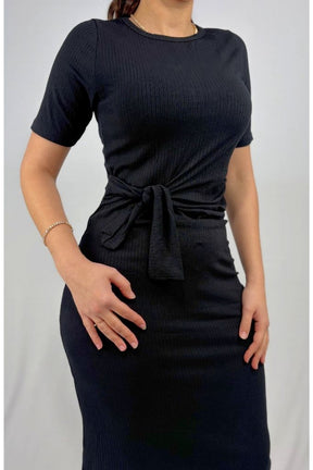 Vestido Midi com Detalhe de Amarração Frontal em Viscose Canelado