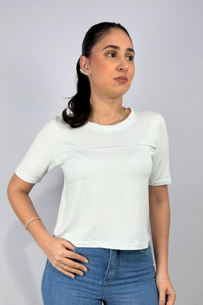 Blusa Cropped com Detalhe Frontal em Viscolycra