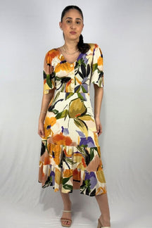 Vestido Estampado com Detalhe em Botões em Viscolycra e Estampa Digital