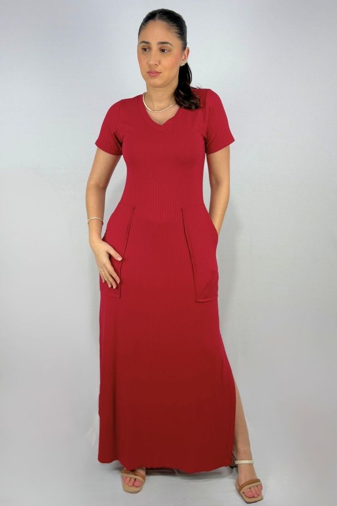 Vestido Longo com Bolso e Fenda Lateral em Viscose Canelado