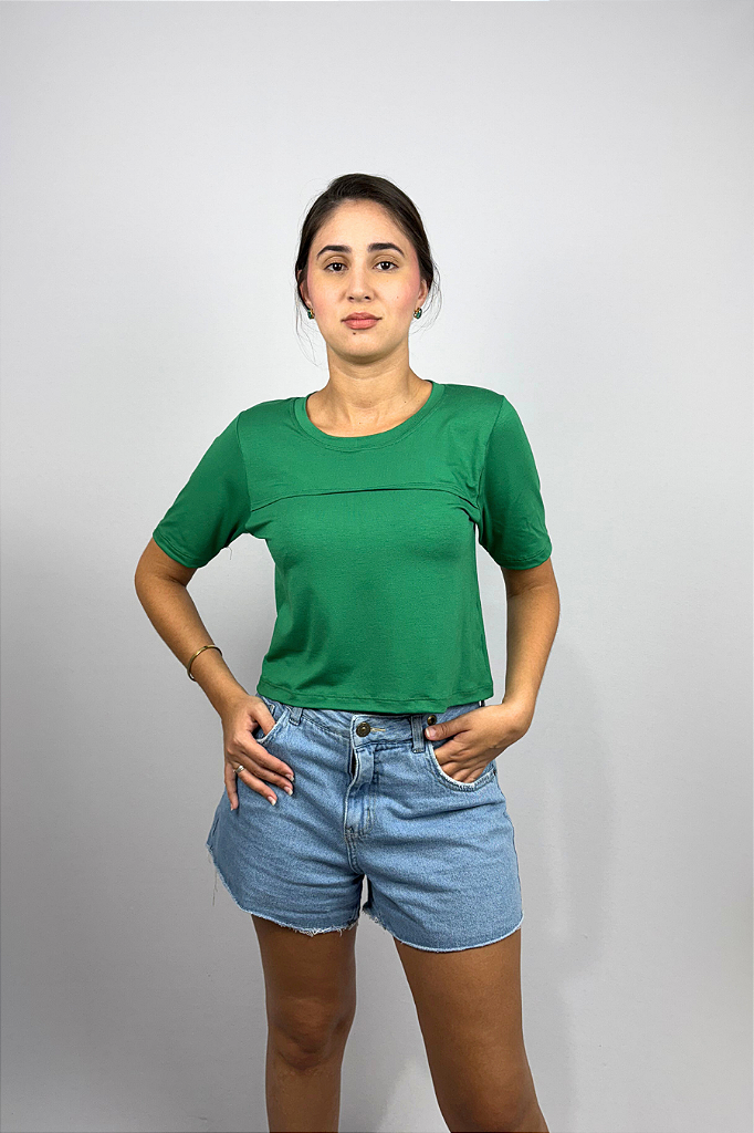 Blusa Cropped com Detalhe Frontal em Viscolycra