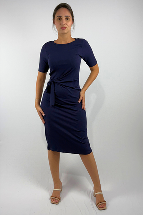 Vestido Midi com Detalhe de Amarração Frontal em Viscose Canelado