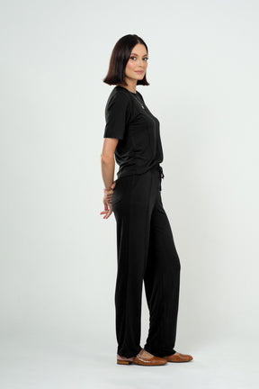 Conjunto Calça e Blusa com Detalhe de Friso Frontal com Bolsos em Visco Moletinho
