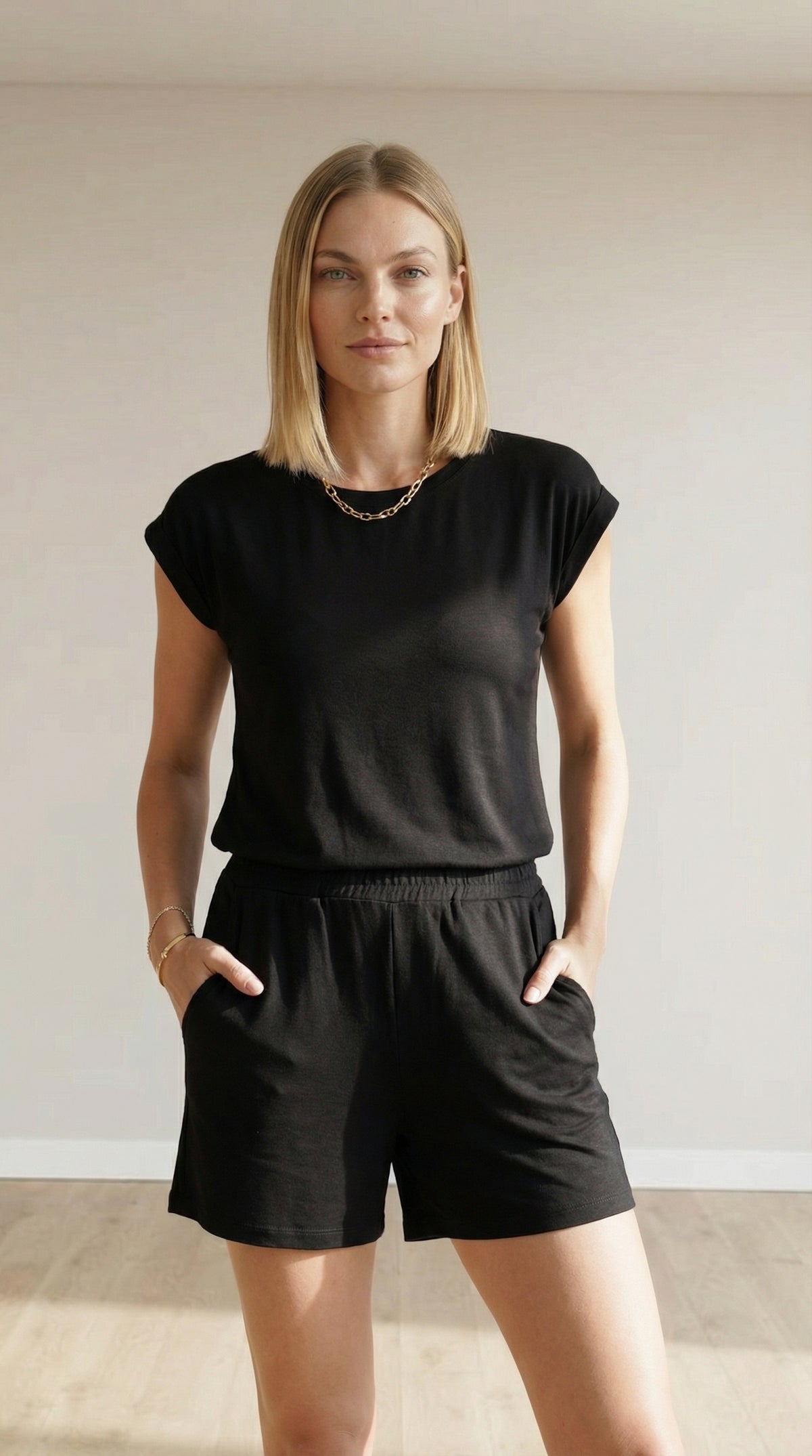 Conjunto Feminino Perondy Blusa e Shorts com Bolso Frontal em Viscolycra Maquinetado