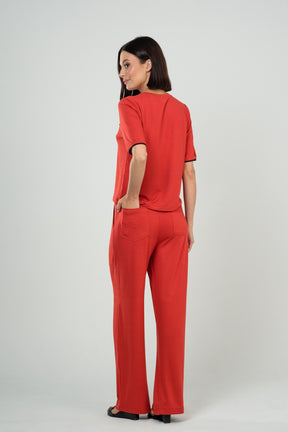Conjunto Calça e Blusa com Bolsos e Detalhe de Friso em Viscolycra Maquinetado