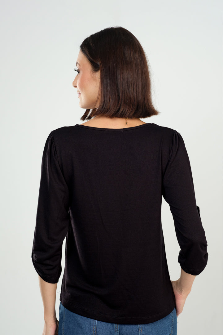 Blusa com Manga Martingale em Viscolycra Maquinetado