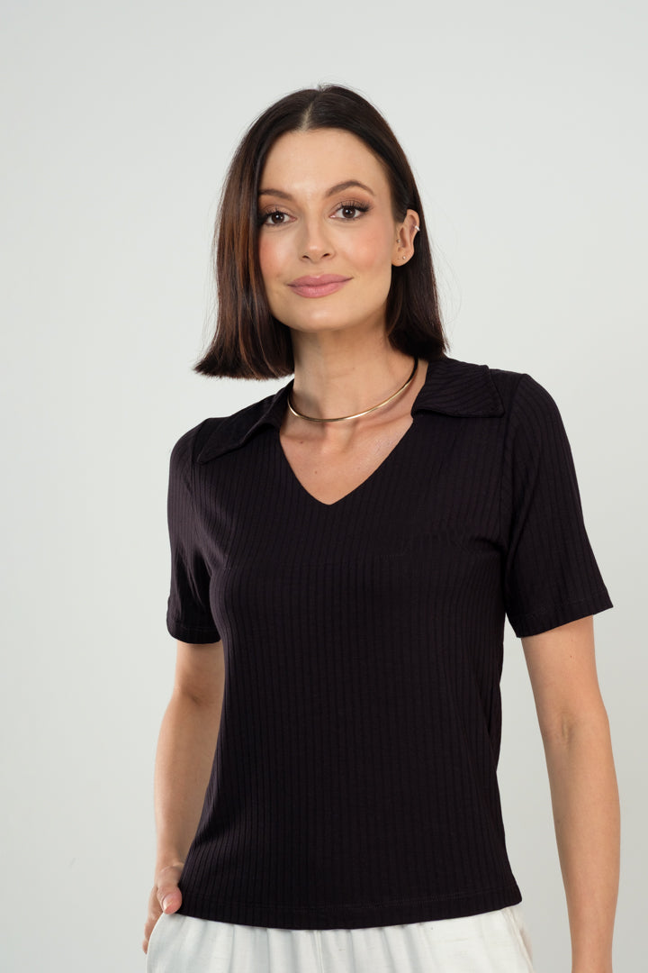 Blusa Feminina Gola Polo em Viscose Canelado