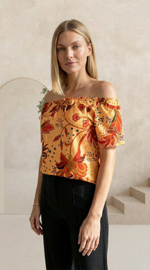 Blusa Feminina Ciganinha com Detalhe Frontal em Viscolycra e Estampa Digital