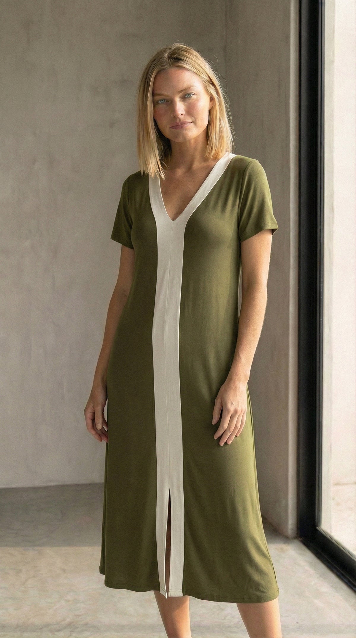 Vestido Midi Bicolor em Viscolycra