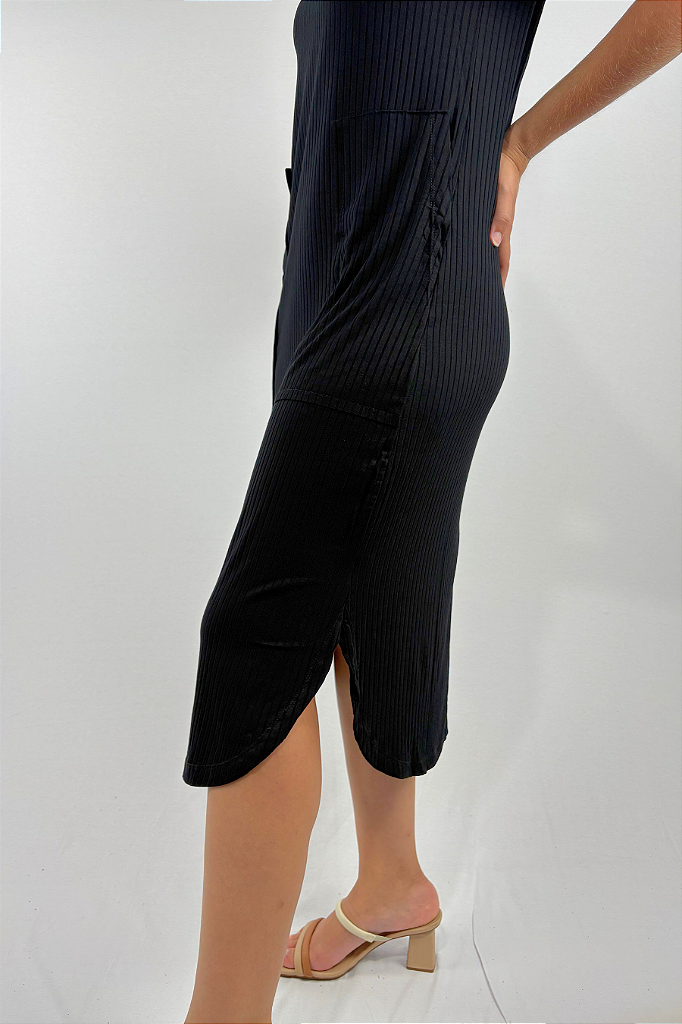 Vestido Midi com Bolsos e Fenda Lateral em Viscose Canelado