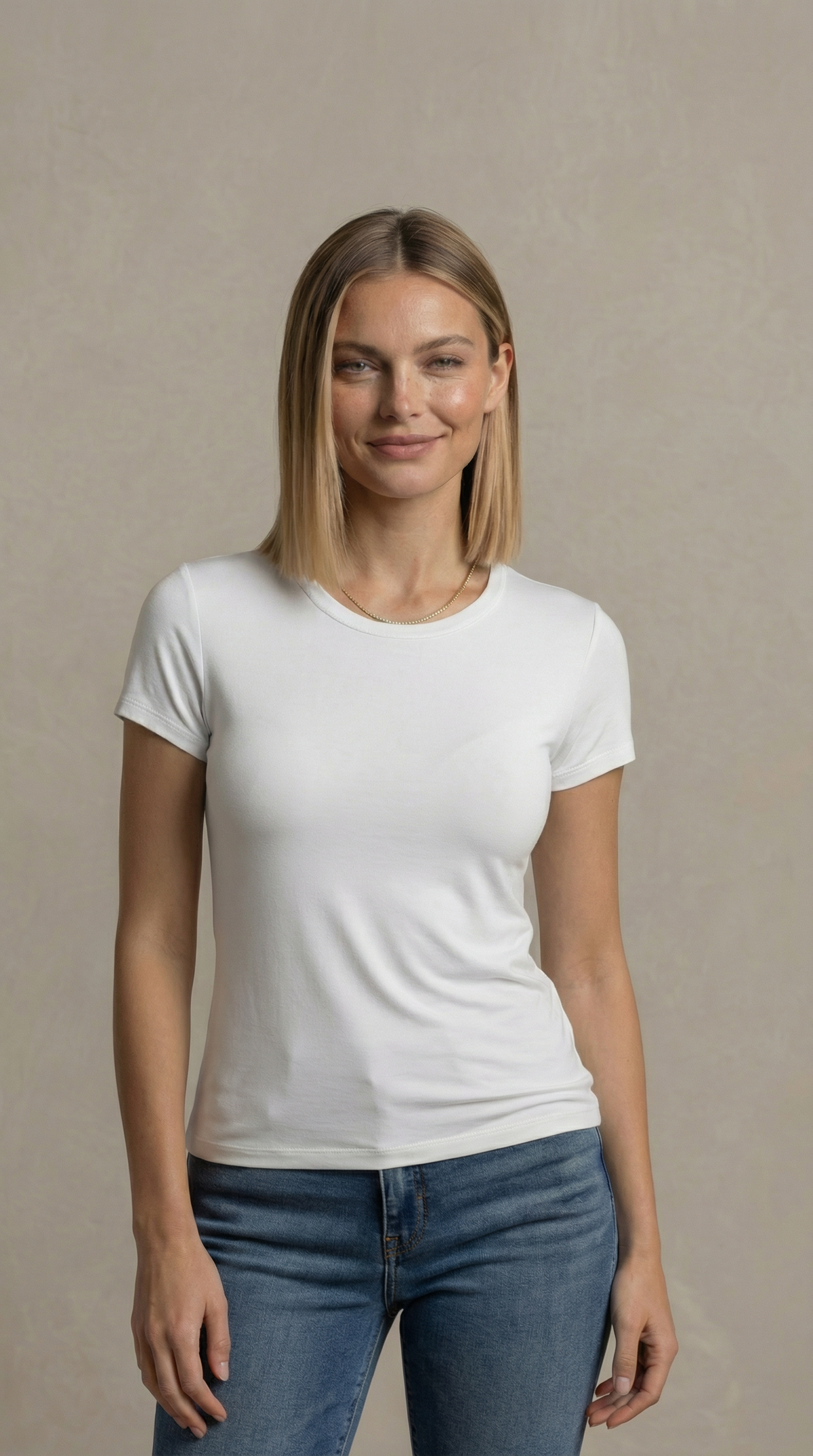 Blusa Feminina Básica em Viscolycra